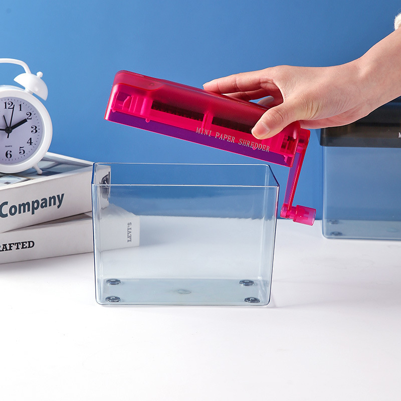 Portable Hand Shredder Office Home Desktop A6 Strip Paper Cutter Small Office Silent Shredder Wholesale
