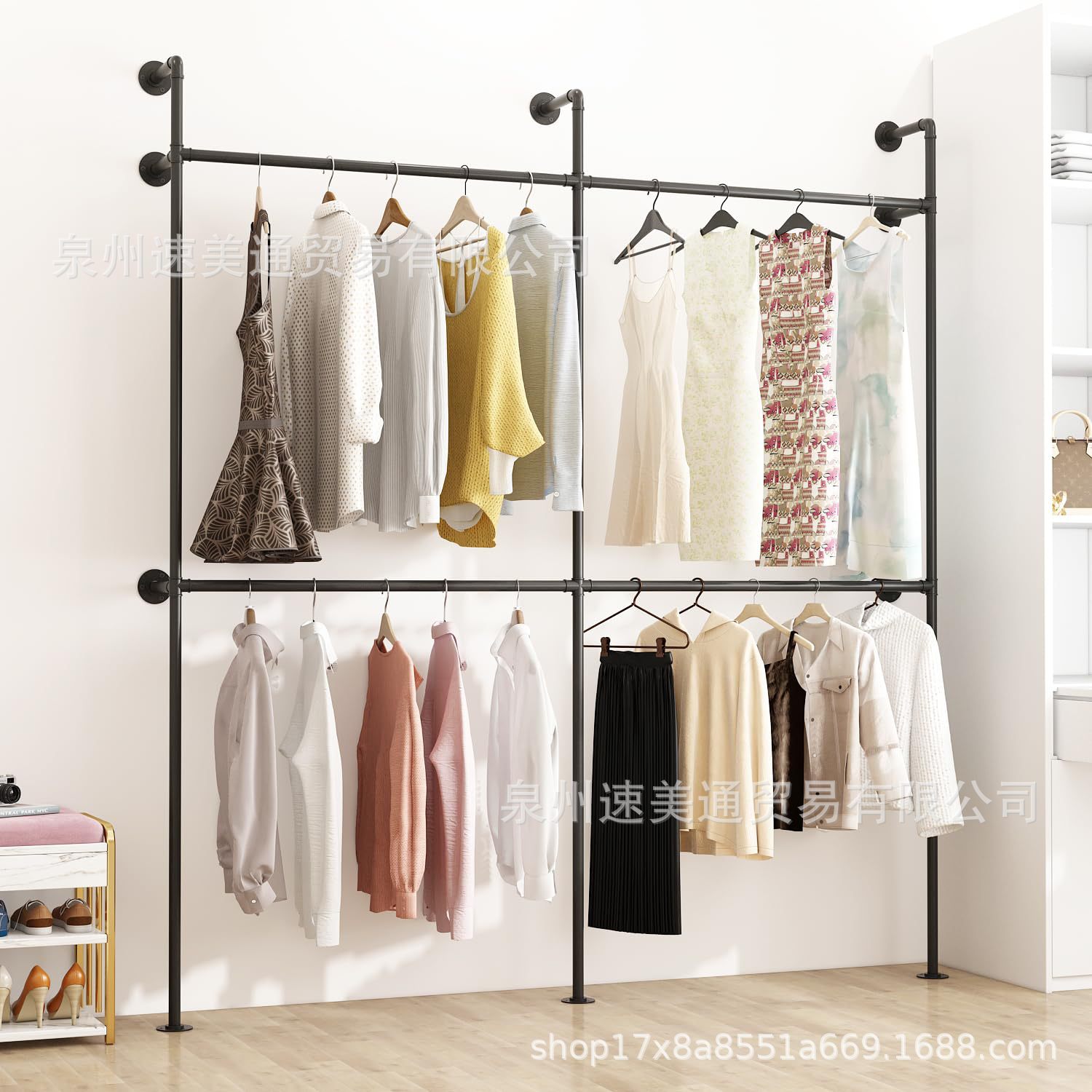 Industrial Tube Clothing Rack Golden Wall Hanging Display Rack Floor-standing Iron Wall Wedding Dress Display Rack Heavy Duty Hangers