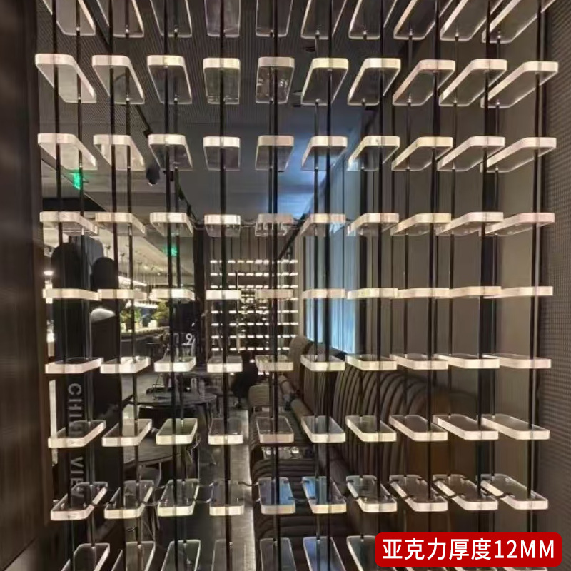 Акрилный подсвечиваемый винный стеллаж Вилла Винный погреб Отельный винный стеллаж Иностранное вино Алюминиевый профиль Винный шкаф Напольный коммерческий винный шкаф