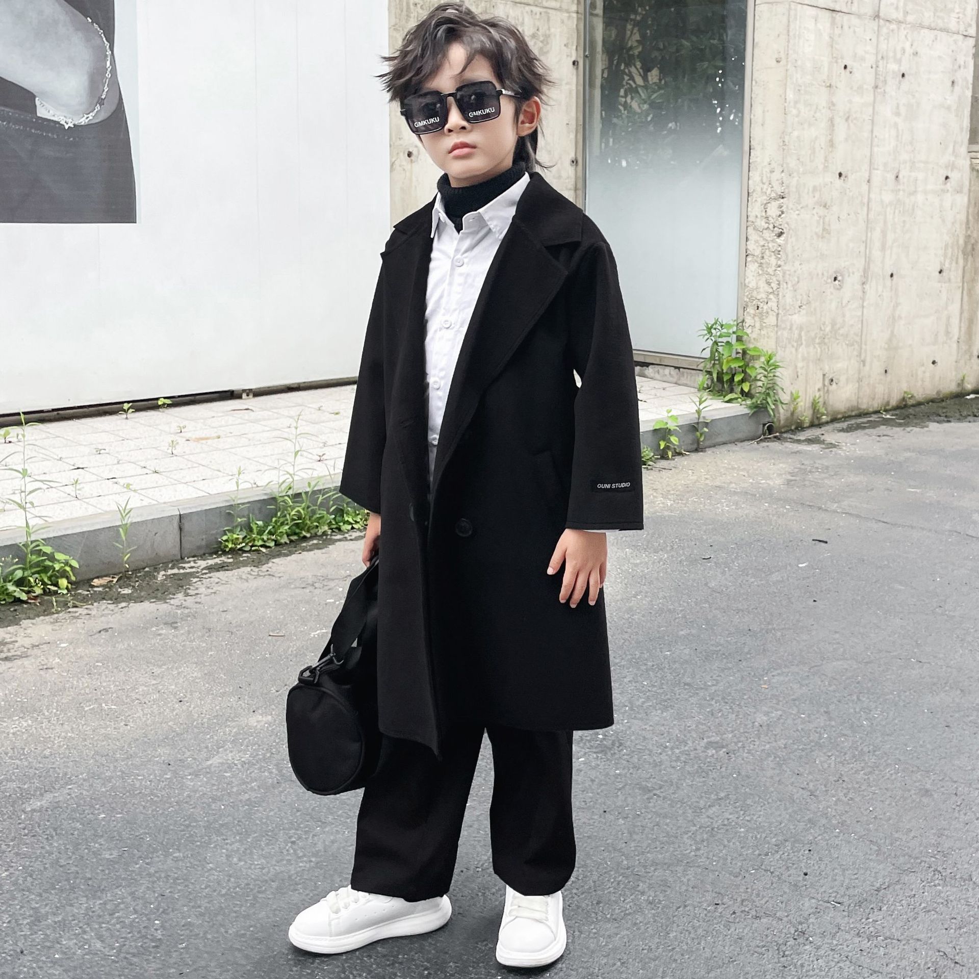 Children's clothing boys' trench coat children's long coat 2023 autumn and winter British medium and big children's western style baby coat trendy cool