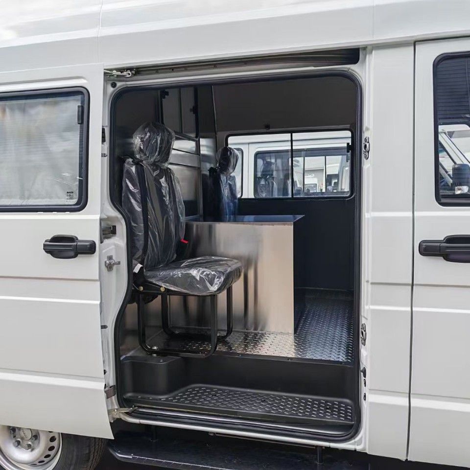 Iveco Diesel Export Funeral Vehicle, Civil Funeral Vehicle, Funeral Home Hearse, Funeral Vehicle Manufacturer