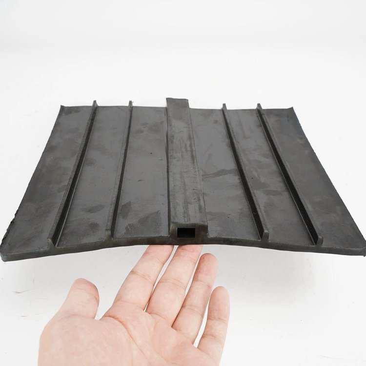 Processing and Customization of Externally Attached Rubber Water-Stop Belts, Back-Attached Rubber Belts, Cb Type, Eb Type, Ep Type, Back-Attached Water-Stop Belts