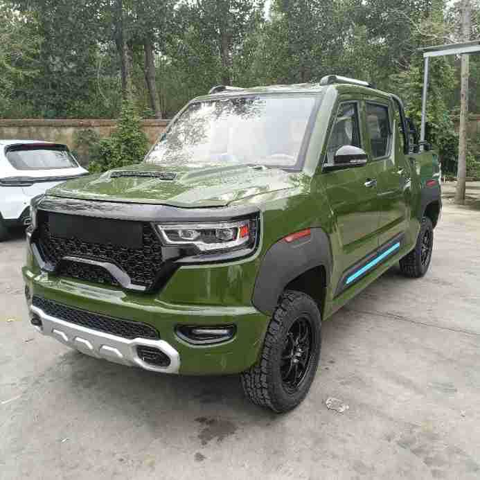 Export Four-Wheel Drive New Energy Large Mobility Vehicle Pickup Truck, New High-Speed Off-Road Vehicle with Heating and Cooling Air-Conditioned Four-Wheel Pickup Truck