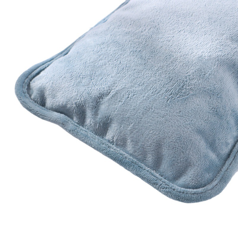 Manufacturer Customized Rechargeable Explosion-Proof Flannel Hot Water Bottle, Pure Color Cute Water-Filled Heating Plush Hand Warmer in Winter