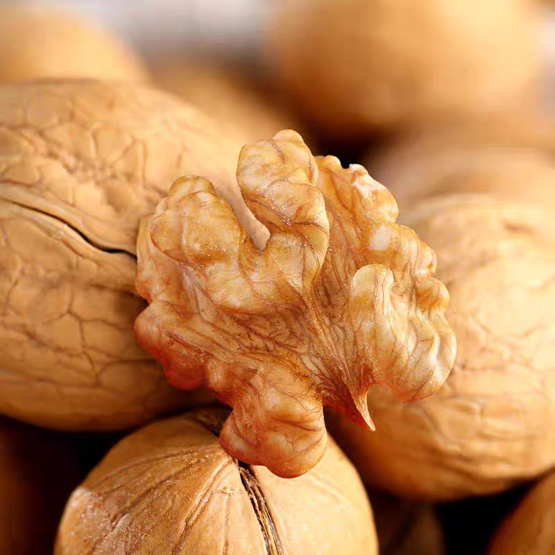 Roasted Walnuts Are Available in Stock. New Paper-Skinned Raw Walnuts Are Hand-Peeled and Roasted. Roasted Walnuts with Milk Flavor