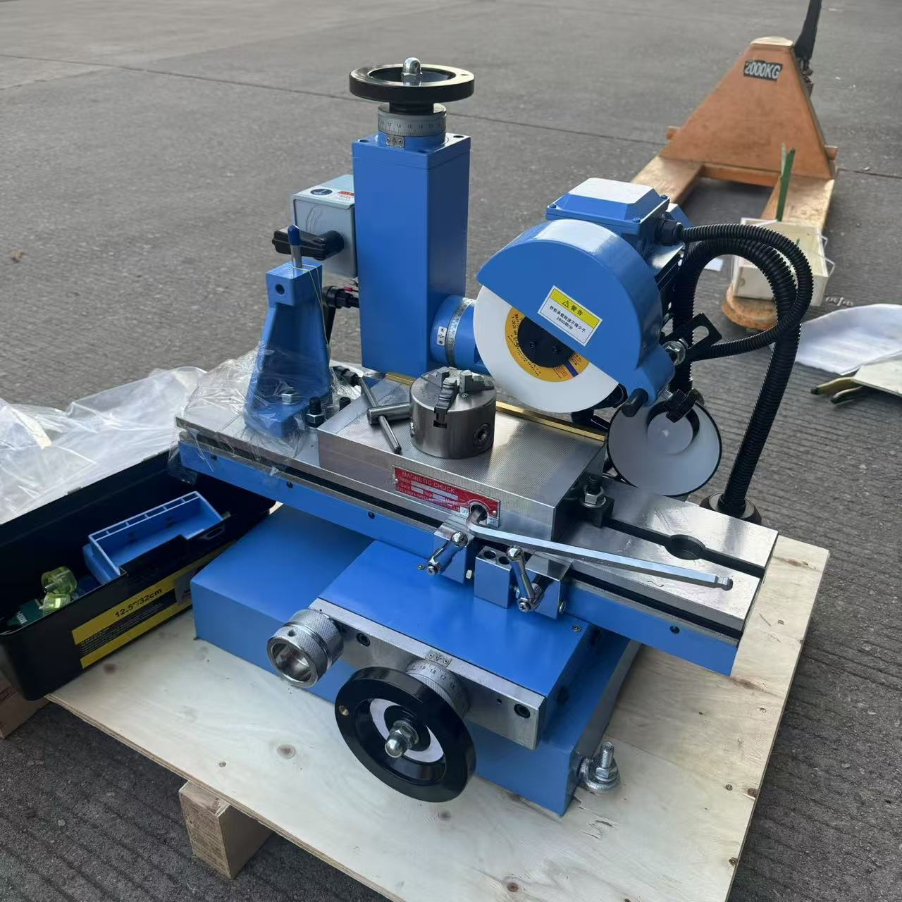 Manufacturer Supplies 600 Type Tool Grinder, Machine Tool, Gear Hobbing Universal Tool, Small Knife Grinder, Machine Tool, Gear Hobbing Tool