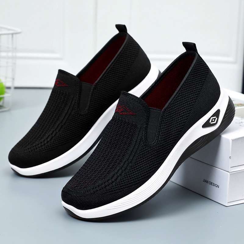 Women's Spring Shoes, Versatile and Comfortable, Old Beijing Cloth Shoes, Cross-Border Lightweight and Comfortable Casual Shoes for Middle-Aged and Elderly Mothers