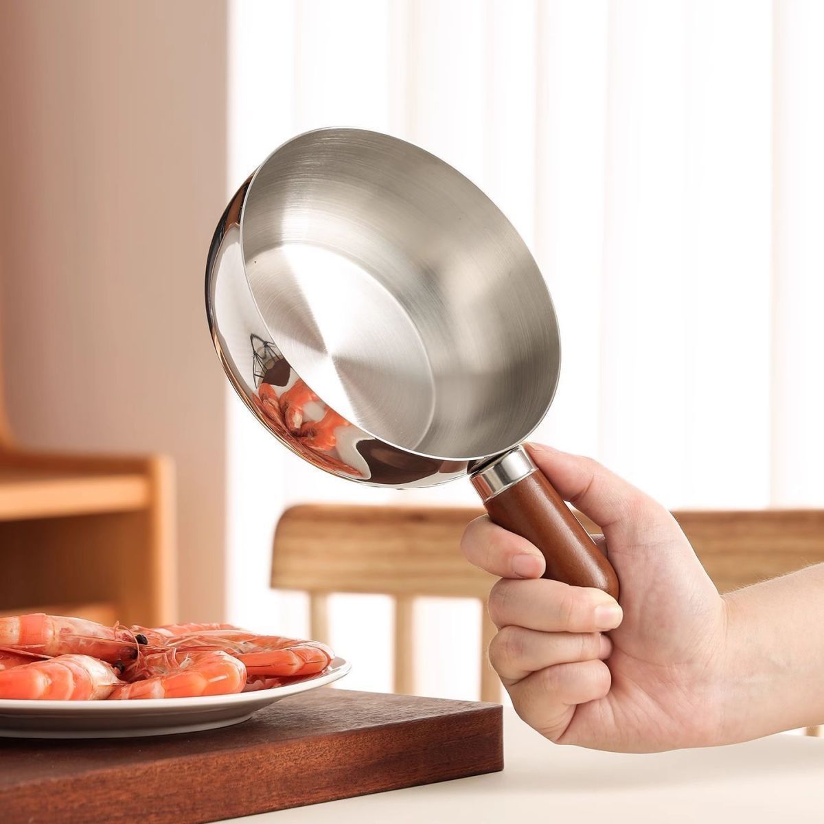 Stainless Steel Instant Noodle Pot for One Person, Small Pot, High-Looking Peach Wood Snack Pot, Small Cooking Pot, Baby Food Supplement Milk Pot