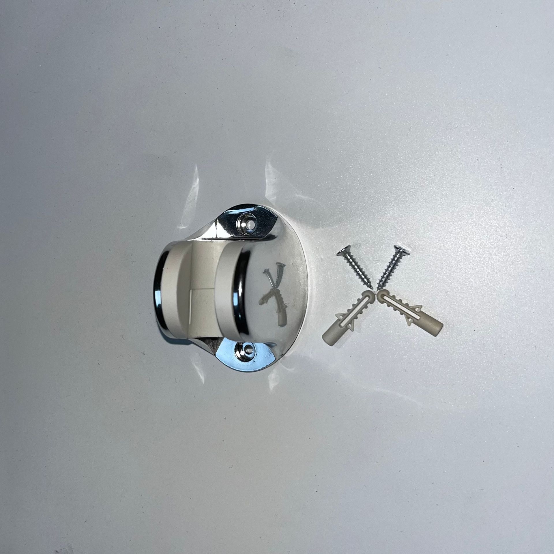 Shower shower ingot bracket fixed perforated base bathroom shower head adjustable shower rack handheld