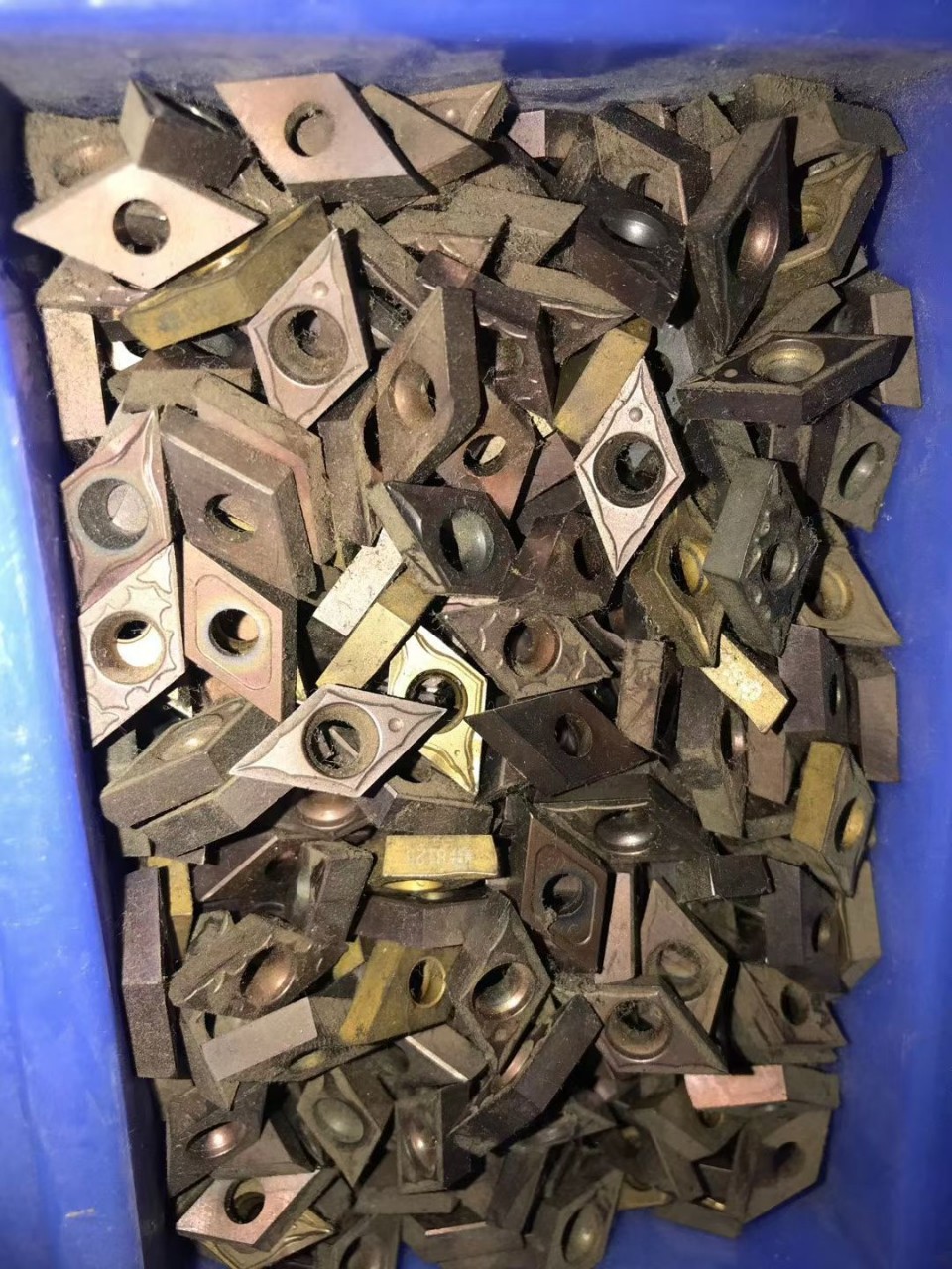 Tungsten Steel Recycling Shield Machine Blades Tungsten Steel Milling Cutter Drill Bit Recycling Large Amount of Recycling Tungsten Steel Containing Tungsten Waste