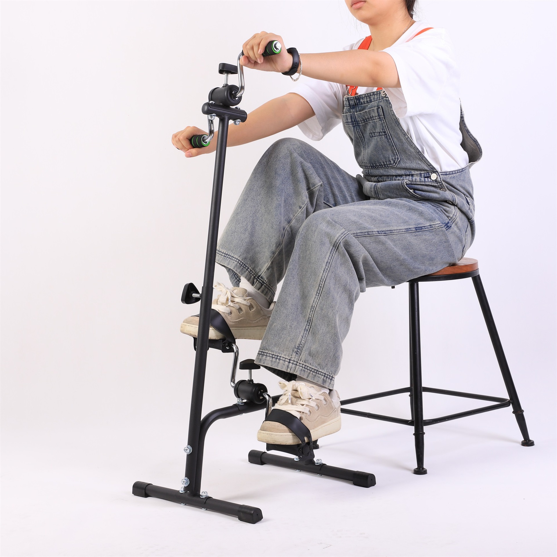 Cross-border Amazon Elderly Old Round Tube Upper and Lower Limb Bicycle Hand and Foot Trainer Fitness Stepper