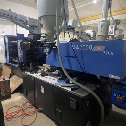 Литьевая машина Haitian 200 тонн, классическая модель 2022 года, б/у, горизонтальная машина для литья под давлением