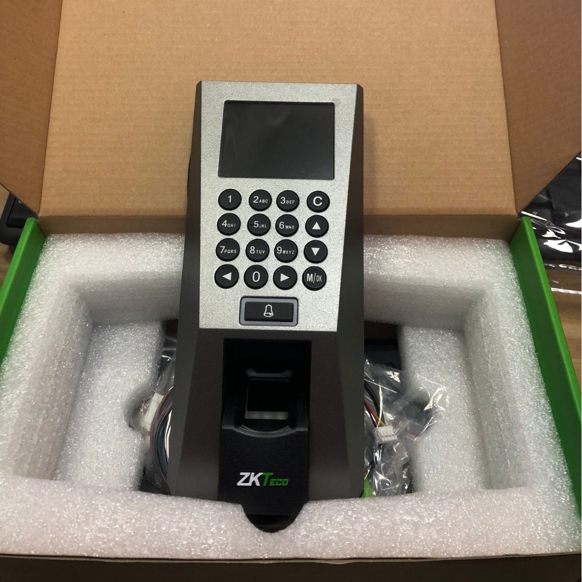 Entropy-Based Zkteco F18 Attendance Access Control Machine Access Control System Fingerprint Access Control