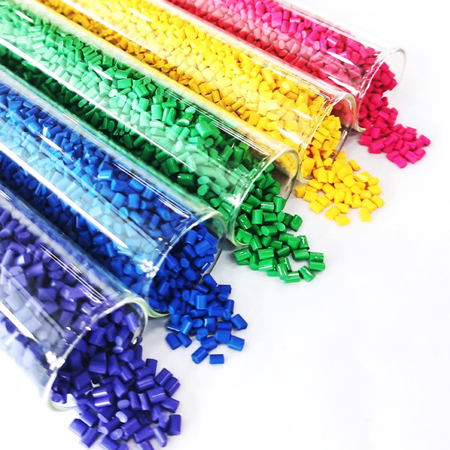 Manufacturer Customized Color Masterbatch in Various Colors for Injection Molding, Blown Film Extrusion, Pe Universal High-Concentration Color White and Black Masterbatch