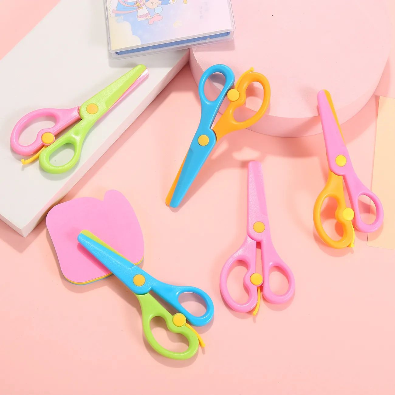 Children's Scissors Handmade Plastic Round Head Primary School Students Kindergarten Art Paper Cutting DIY Toys Safe Portable Stationery