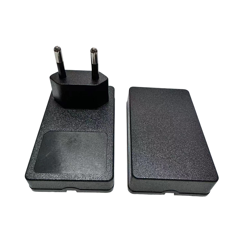 Manufacturer Supplies Tss80612W18W24W Small Square Power Adapter Housing, European Standard Wall-Mounted, High Flame Retardant