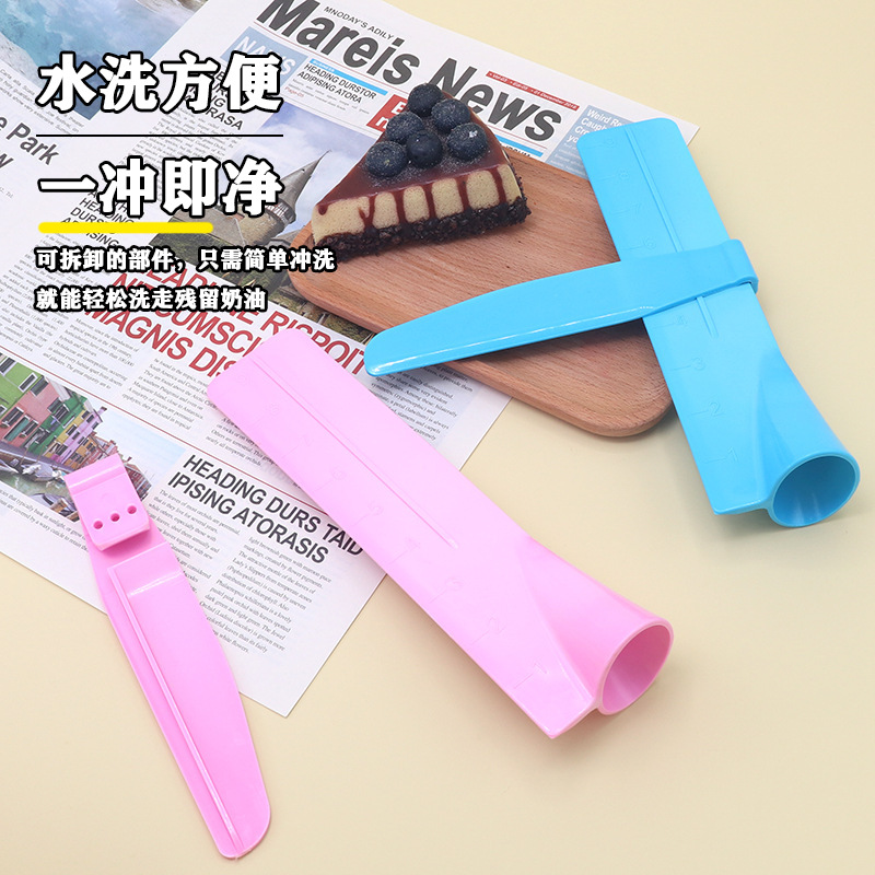 Cream Trowel Can Adjust the Height of the Cake Trowel Cream Scraper Cake Trowel Baking Tool