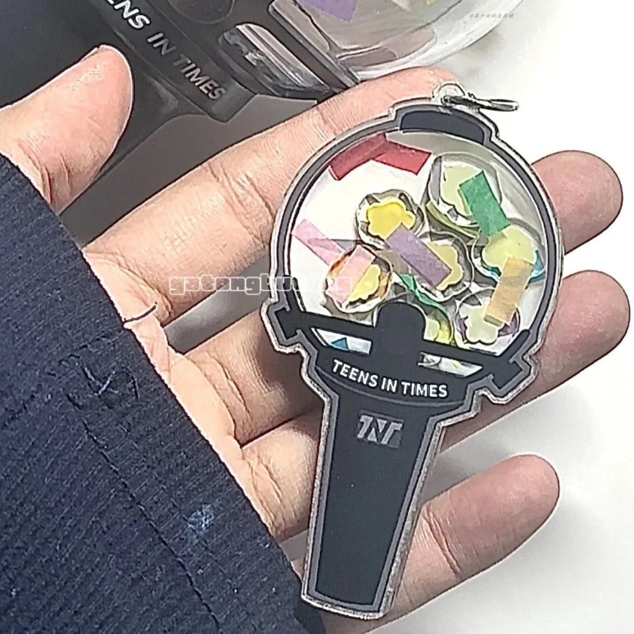 TNT era Молодежная лига Окружающий высококачественный акриловый палка для помощи в поиске звезд с музыкой и декорацией