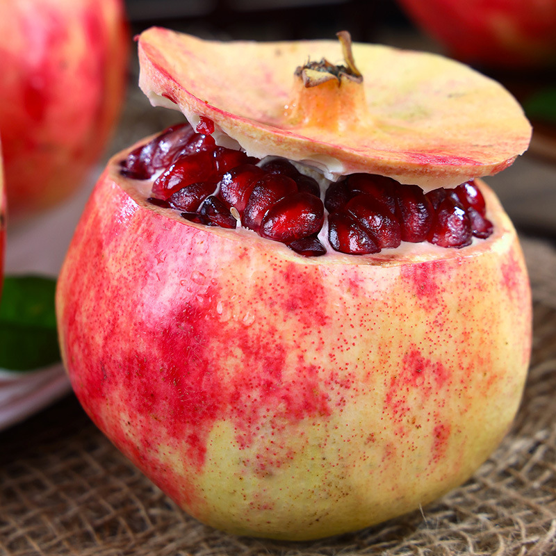 Tunisian Soft Seed Pomegranate Seasonal Fresh Fruit Seedless Sweet Ruby ​​Sweet Pomegranate Free Shipping