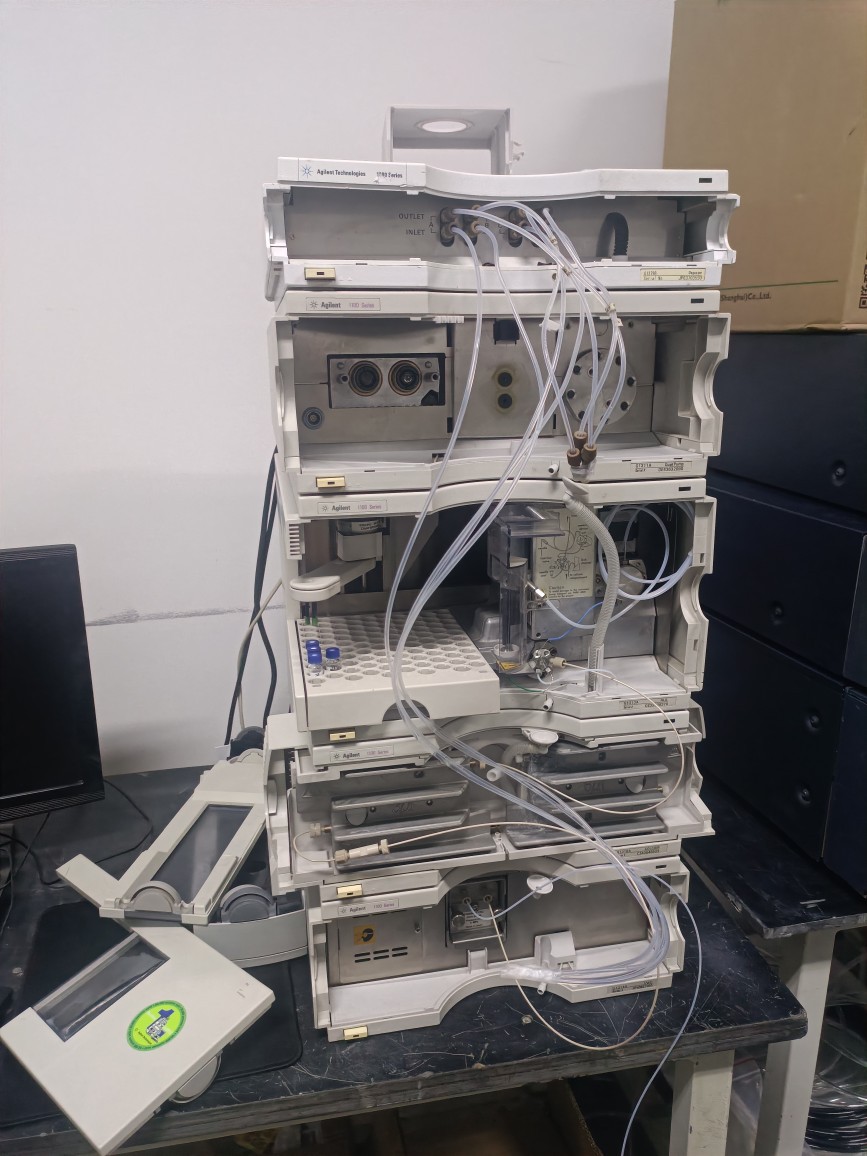Прибор для жидкостной хроматографии Agilent 1100