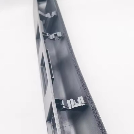 Suitable for Land Rover Shenxing 2nd Generation F2 Tailgate Separate Trim LR020189 LR006083