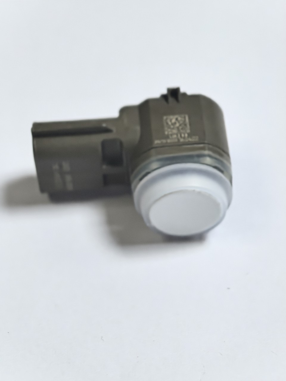 Suitable for Nissan reversing radar electric eye detector PDC sensor 28438-6CA3B 28438-7FM0B