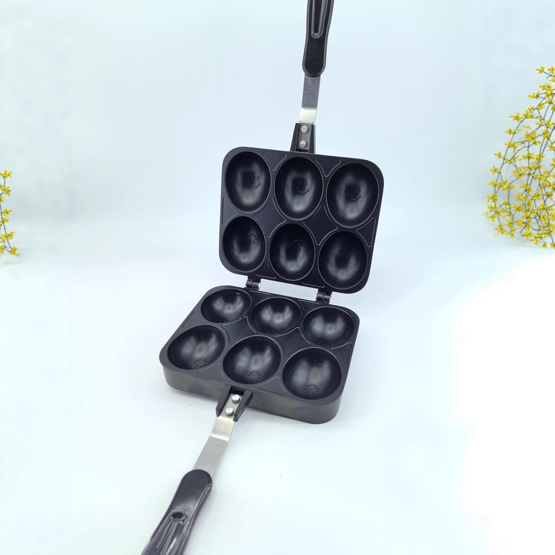 Trendy Smiling Face Egg Waffle Commercial Cake Mold Gas Baking Pan Egg Waffle Machine Home Hong Kong Style Egg Waffle Maker