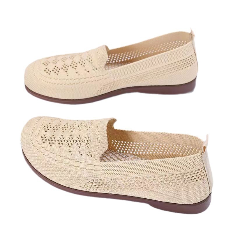 Non-Slip Shoes for the Elderly, Women's Summer Wide Feet, Super Soft, Wear-Resistant, Lightweight Granny Shoes, Low-Top Fly-Woven Mesh Old Beijing Shoes, Cut Out