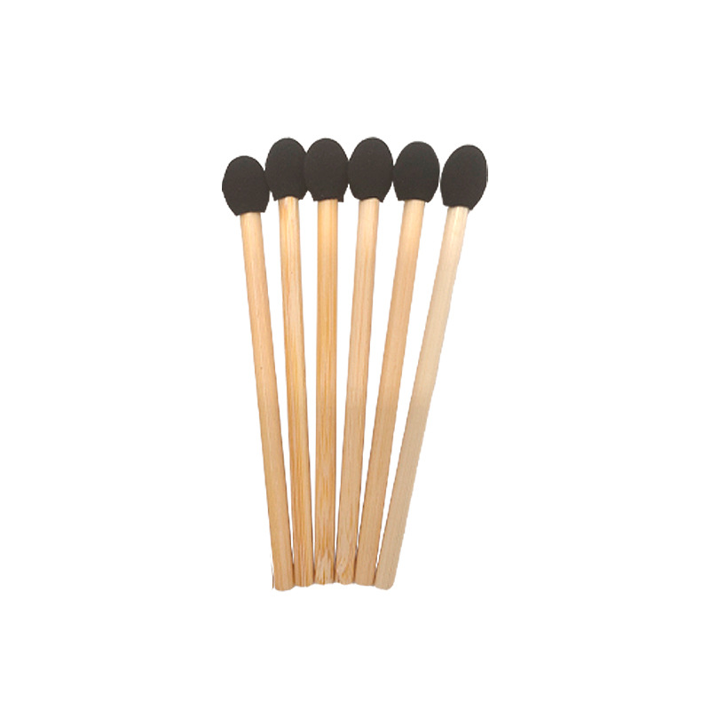 Disposable Eyeshadow Stick Sponge Bamboo Handle Eyeshadow Brush Portable Blending Stick Makeup Tool Wholesale Bamboo Handle Eyeshadow Brush