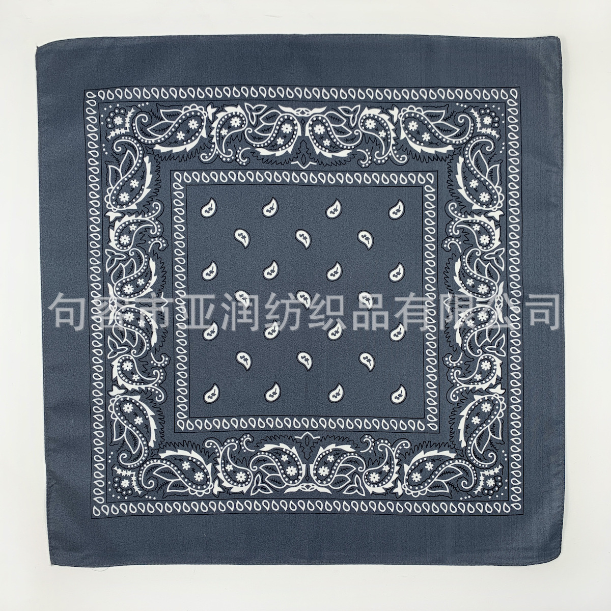 Factory Straight Hair 21g Polyester Paisley Cashew Flower Square Scarf Full Polyester Hip-Hop Hip-Hop Outdoor Cycling Scarf in Stock