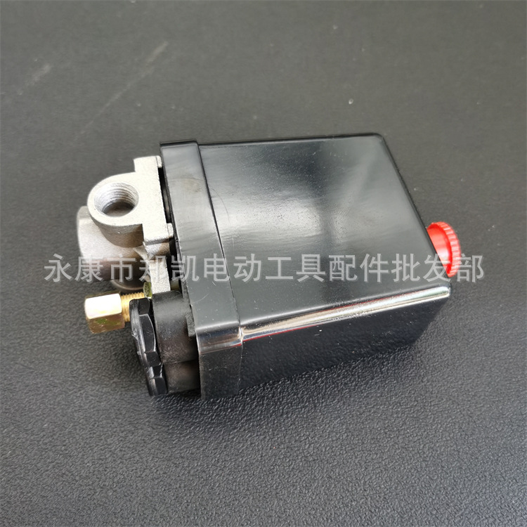 Fine Air Pump Single Hole Switch Air Compressor Pressure Switch Air Pump Brake Switch Four Holes (used