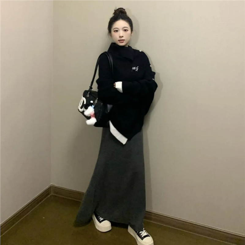 Autumn and Winter Two-Piece Korean High-End Asymmetrical Cape Turtleneck Knitwear for Women + Dark Gray Slimming Look Skirt