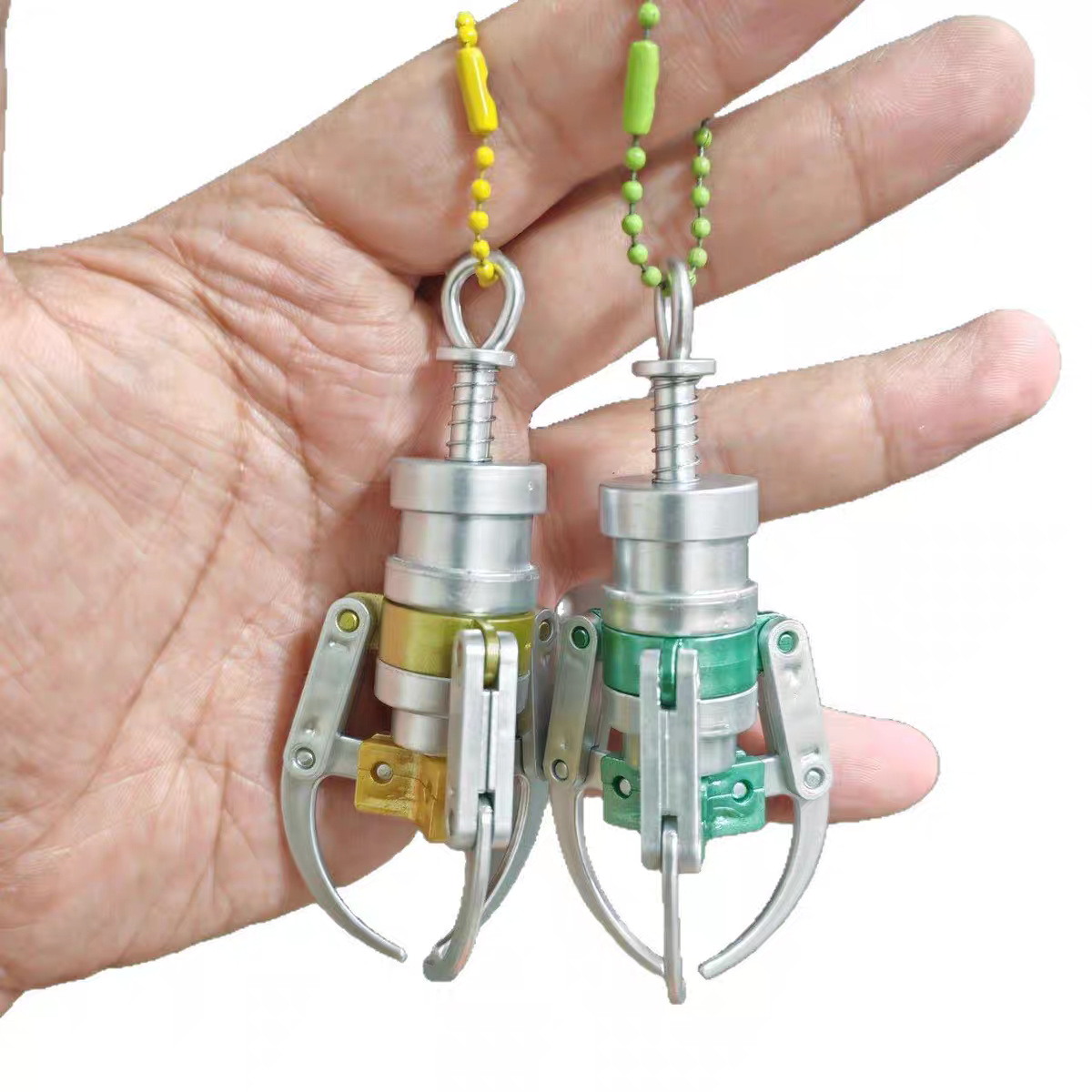 Simulation doll machine clip pendant children's decompression jewelry toy mini god claw key chain yiwu stall supply