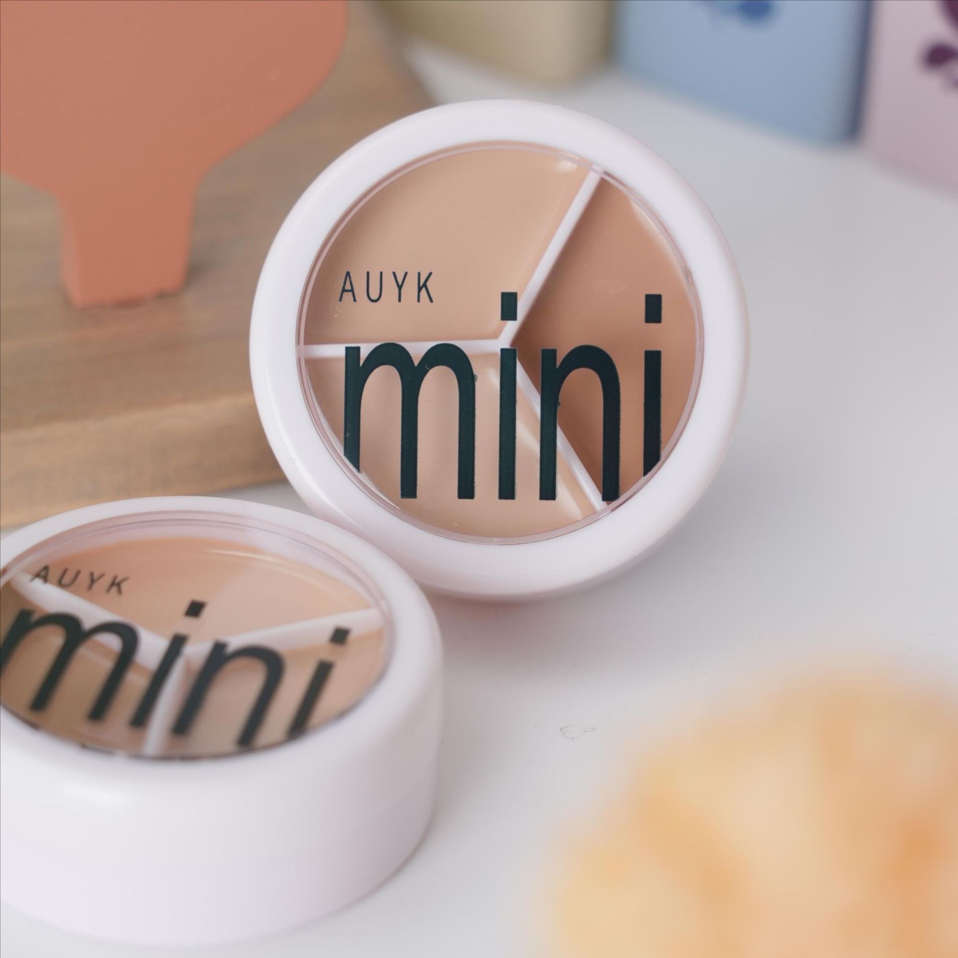 Консилер AUYK трехцветный, не удаляющийся, для лица, скрывающий следы акне, для сухой и жирной кожи, двусторонний консилер