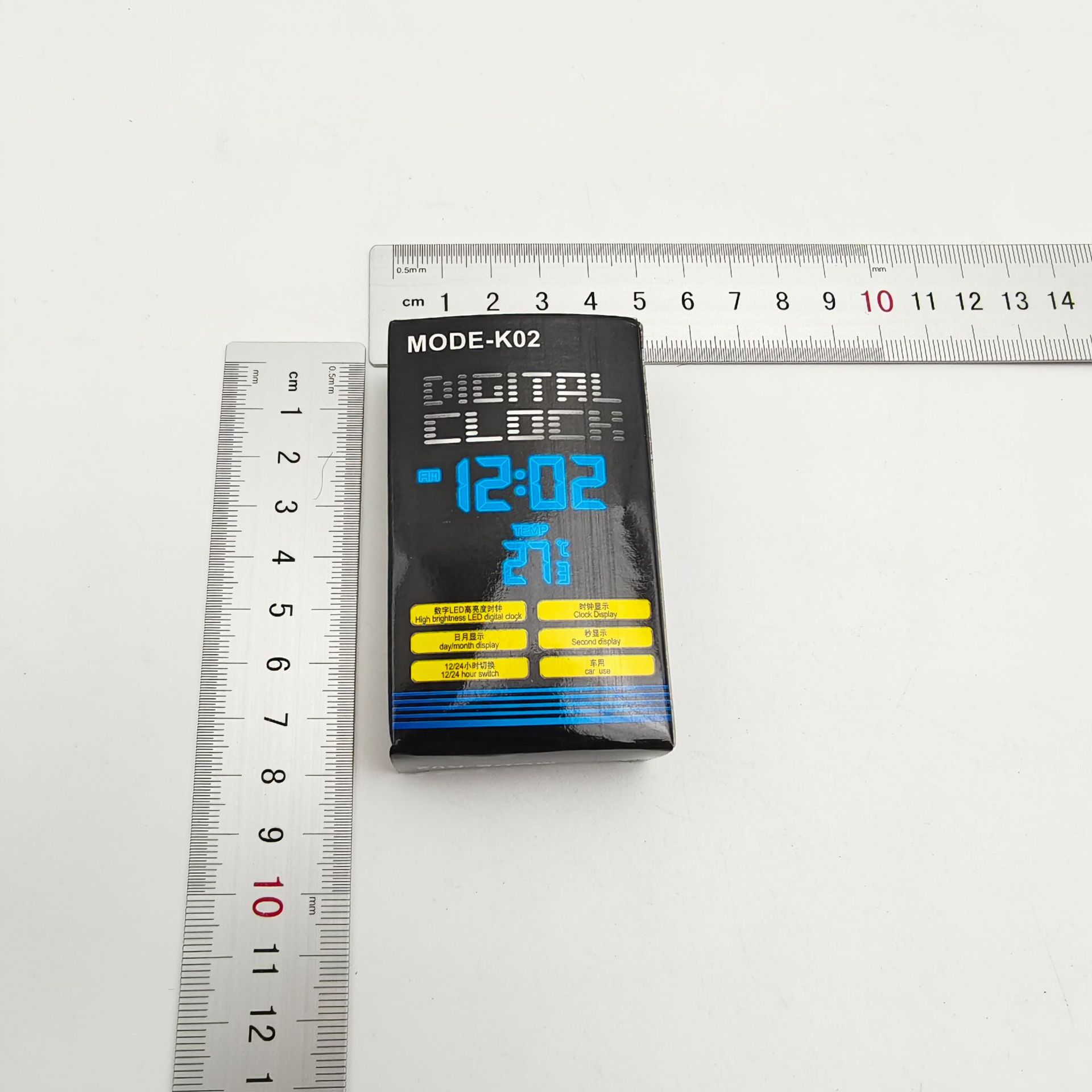 Car Air Outlet Thermometer Clock Time Display Clock Luminous Digital Watch Car Interior Supplies