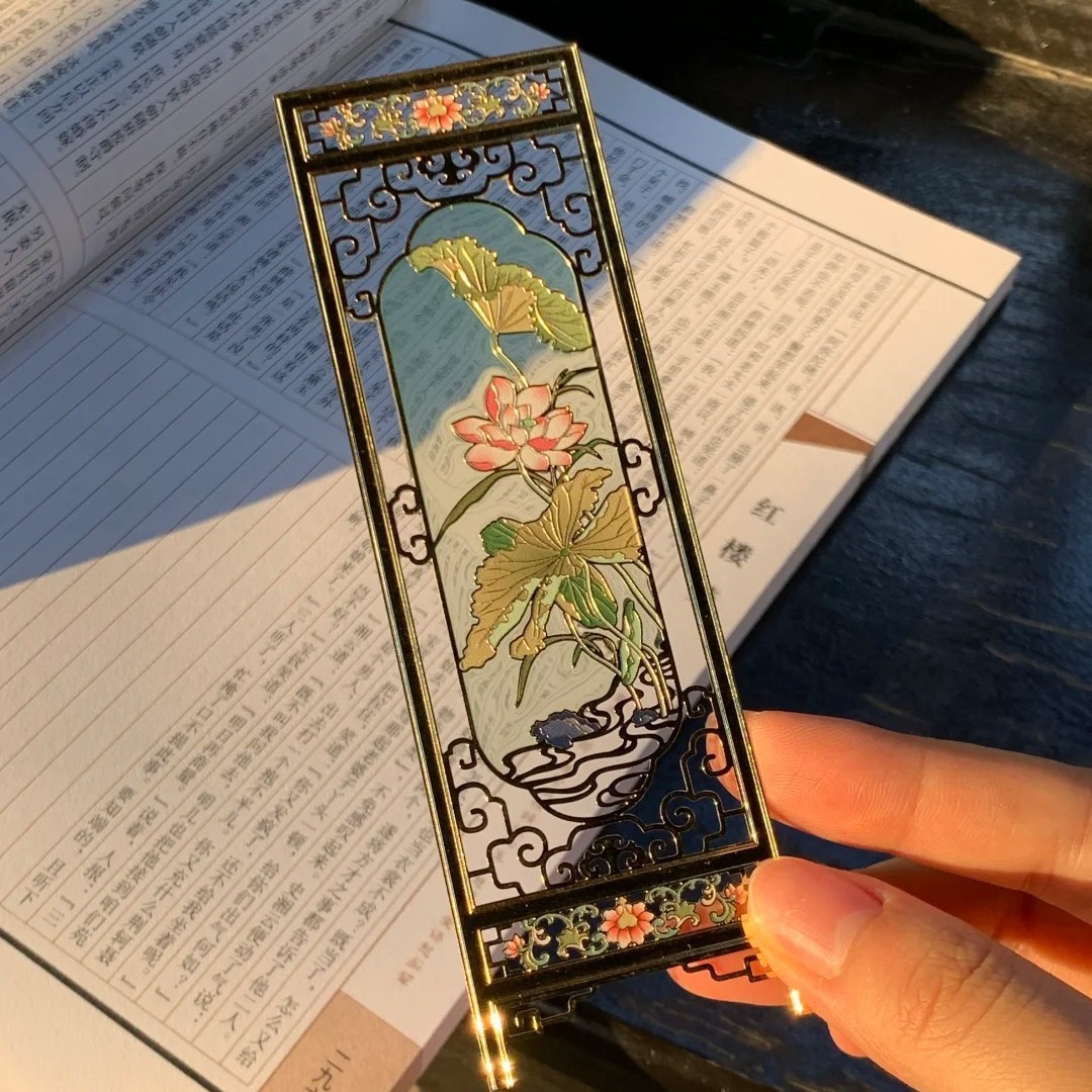 Customized Chinese-Style Metal Bookmarks, Cultural and Creative Light and Shadow Window Flower Bookmarks, Museum and Scenic Spot Hollow Transparent Glass Lacquer Bookmarks