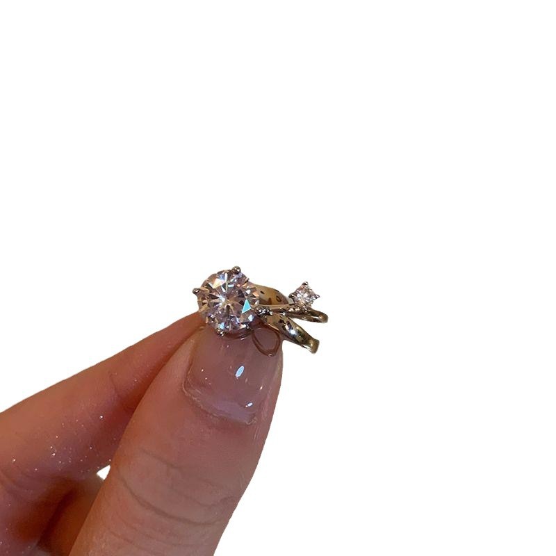 Small Bulb Flash Zircon Pearl Ear Clip Ear Bone Clip Unique Beautiful High-end Light Luxury Earrings Earrings