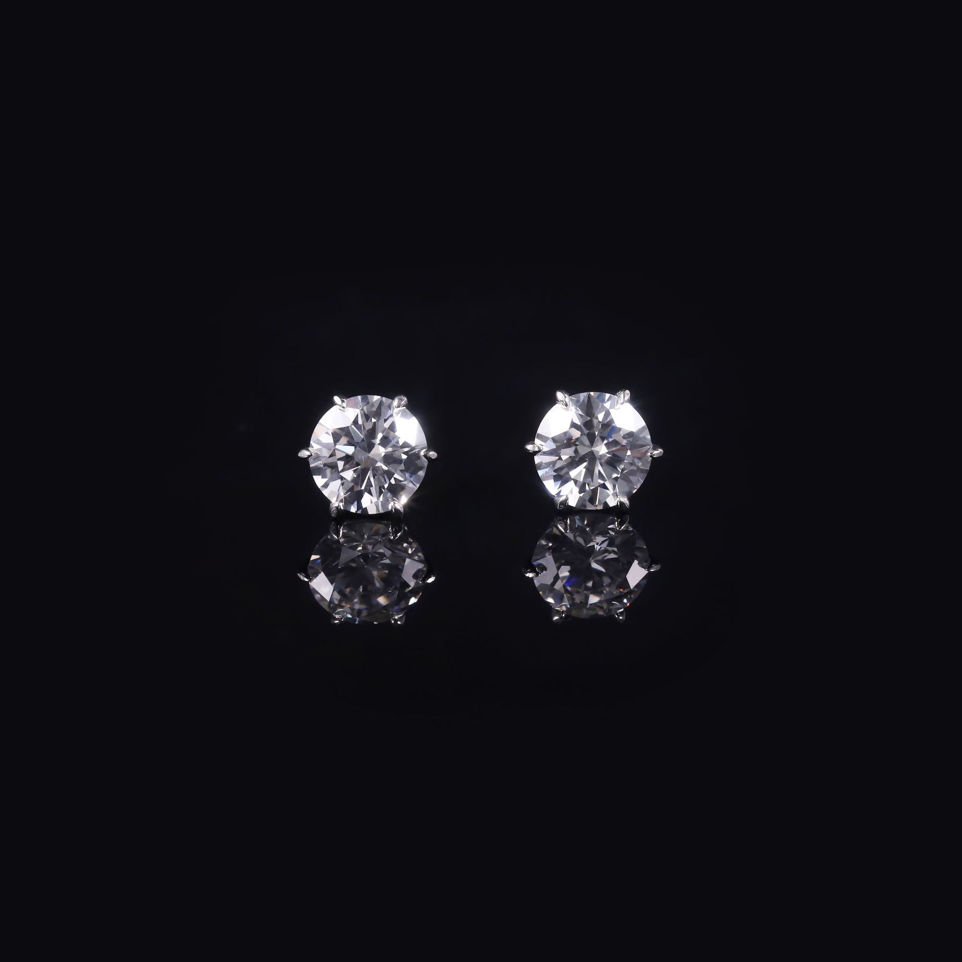 Hot collection eagle claw series cultivation diamond earrings s925 sterling silver gold-plated four-claw earrings 0.5/1/carat