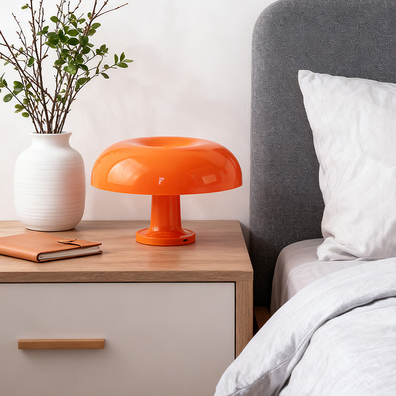 Cross-Border Danish Mushroom Decorative Table Lamp, Simple Night Light for Bedroom and Study, Rechargeable Dimmable B&B Atmosphere Light