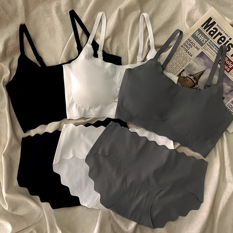 Спортивный комплект, бесшовный бюстгальтер для девочек, без стальных колец, для периода развития, комплект поддерживающего верха