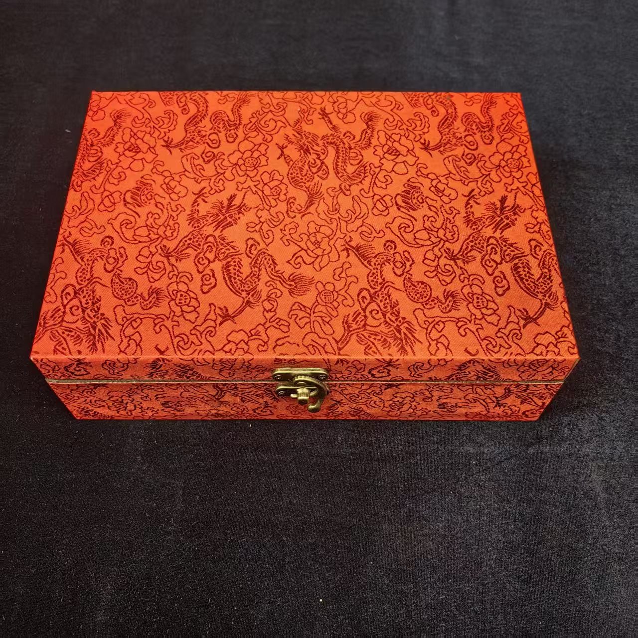 Antique-Style'Treasure' Brocade Box, Only the Box, No Contents, Direct from Manufacturer, Size 24*17*7cm