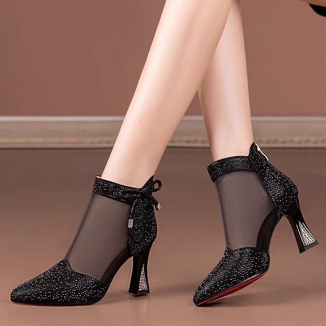 Pearl Rhinestone High-Heeled Mesh Boots for Women, Hollow Thick Heels, Fashionable and Versatile Pointed Toe Breathable Mesh Sandals, Summer Large Size Sandals