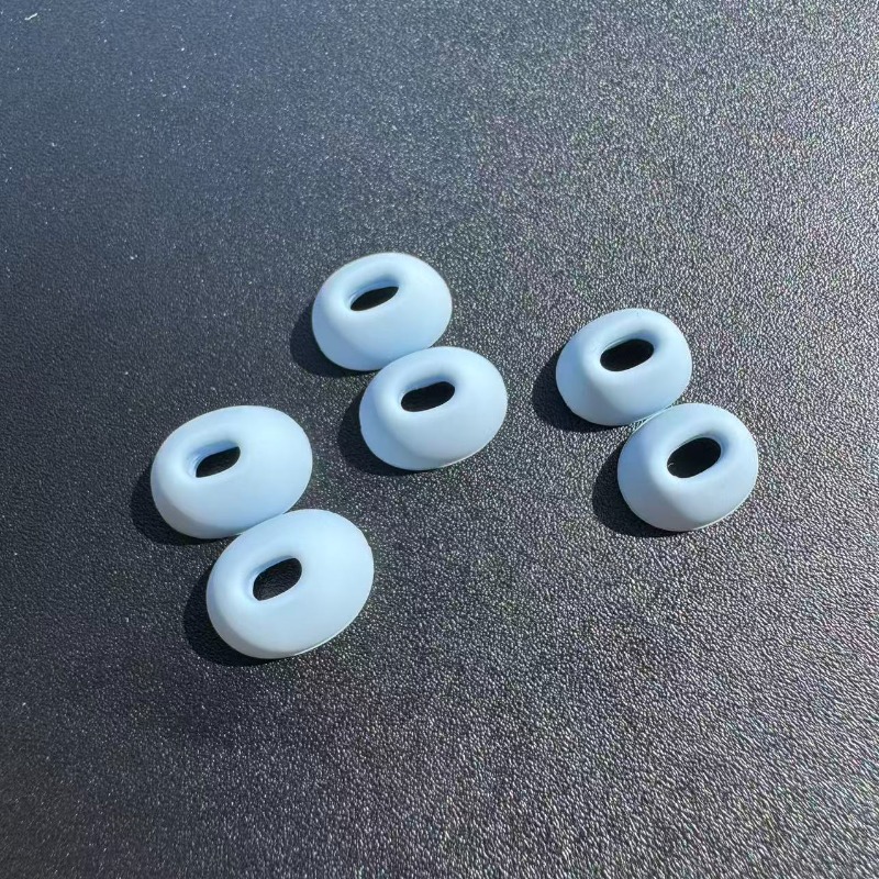 Suitable for Dr. Bose Shark 3/Little Shark 2 Quietcomfort Ultra Headphone Cover Silicone Ear Cap Earplugs