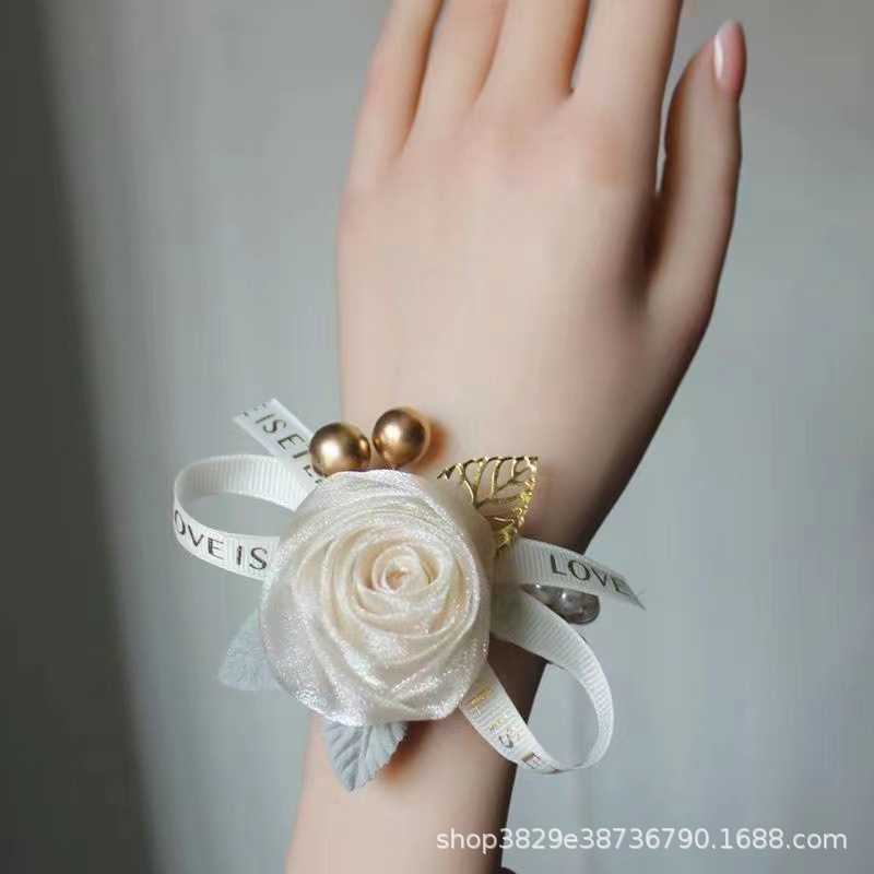 Bridesmaid wrist flower bride sisters hand flower high-grade wedding Mori Super fairy Korean pearl bracelet wedding dress