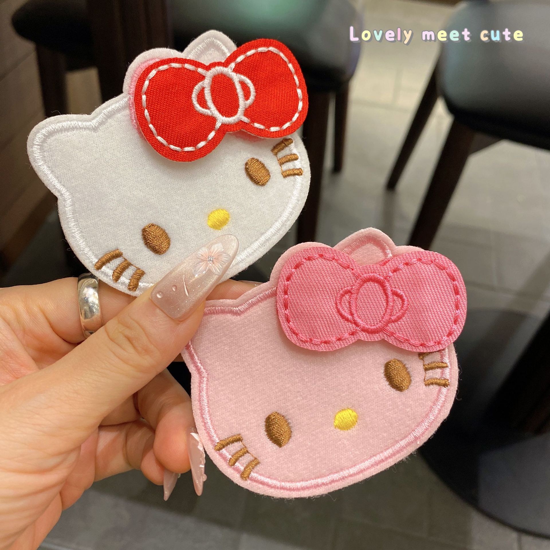 Cute Kt Cat Seamless Bangs Stickers for Women, Hair Tidying Magic Tool, Kuromi Bangs Clip, Side Clip Hair Accessory