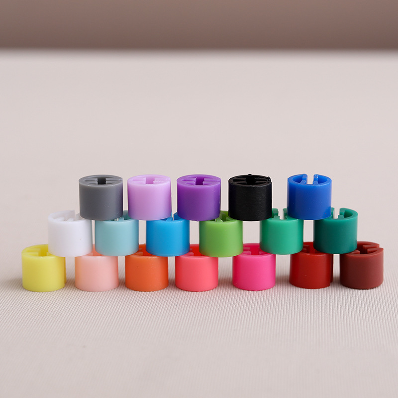 in stock wholesale no printing large clothing size buckle hanger number label transparent color digital round circle