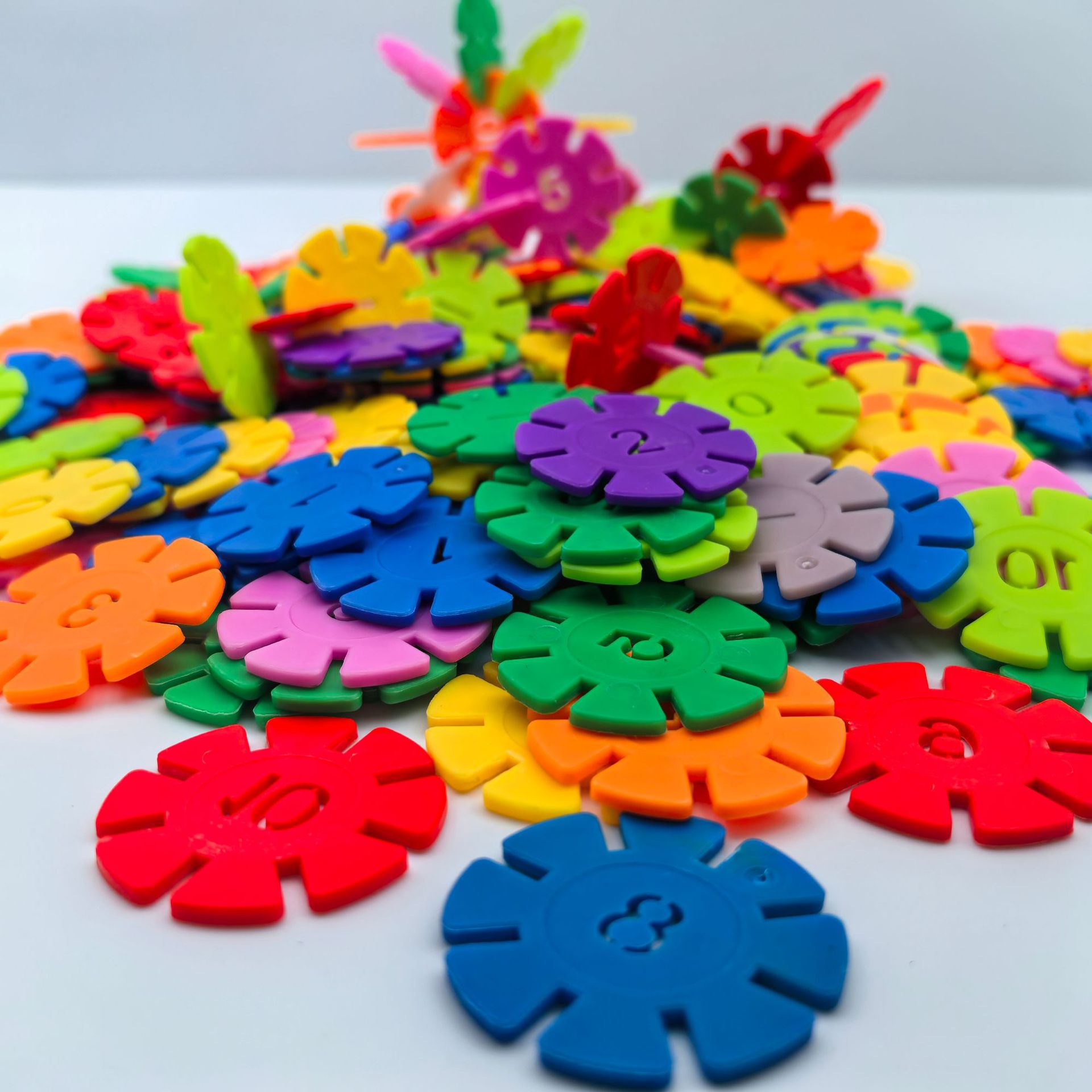 Кросс-бордерные строительные блоки снежинка утолщенные образовательные игрушки для сборки раннего обучения для детей оптом