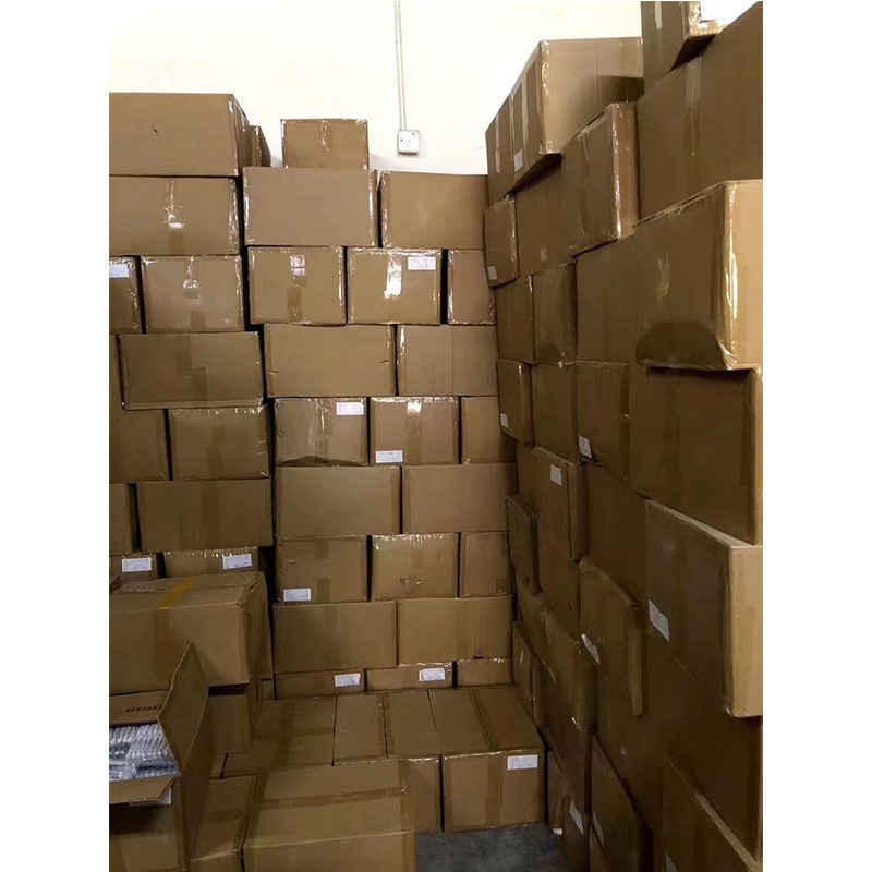 For Samsung S4 mobile phone color headset J5 9500 mobile phone wire control tuning J5 in-ear headset factory