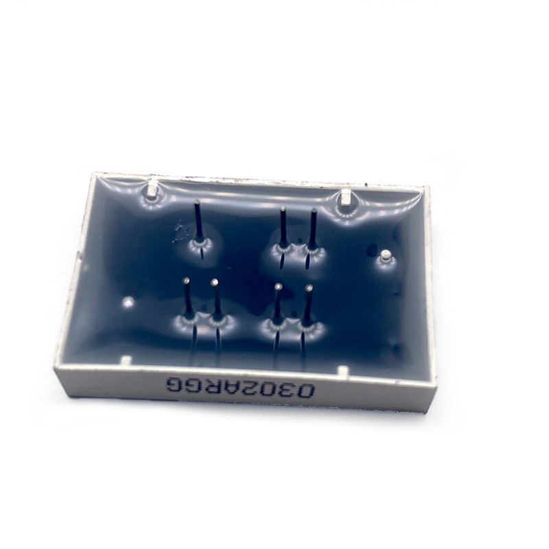 Four-cell battery digital tube power display red inside green led digital tube screen manufacturers can customize