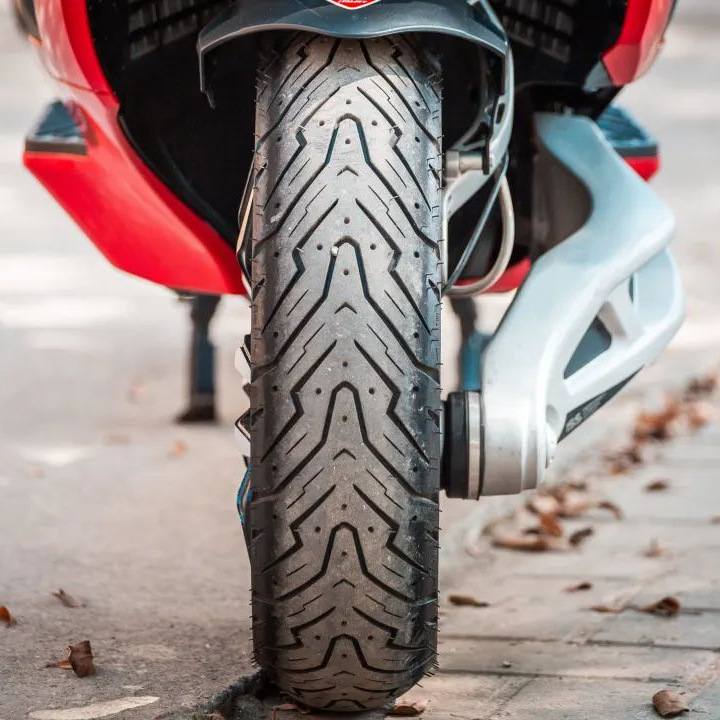 Pirelli Pedal Motorcycle Tire ANGEL Pedal 90/90-10 Electric Car Tire Slack